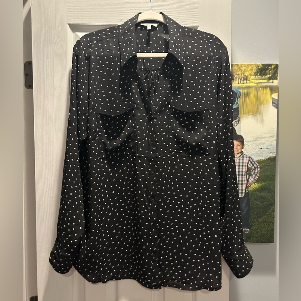 Maurice’s long sleeve lightweight dot blouse. Size xl.